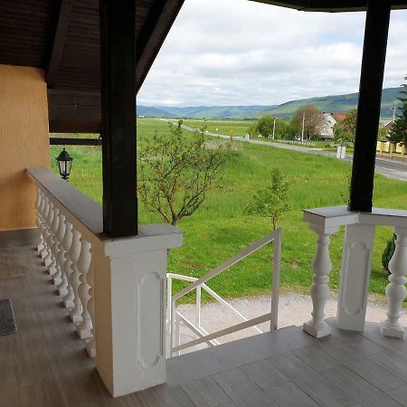 Apartman Majetic Otočac Esterno foto